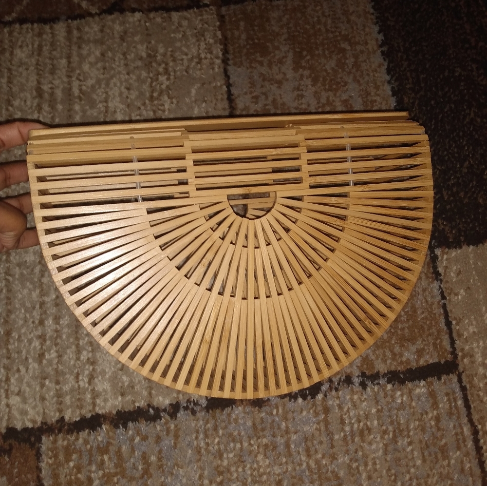 Bamboo Tote 💛 - Picture 2 of 9